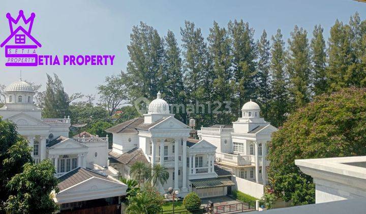 Rumah Classic 3 Lantai Siap Huni Boulevard di Legenda Wisata 1