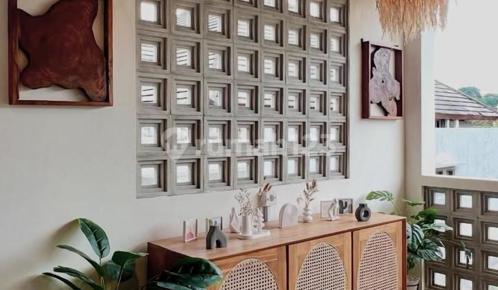 Dijual Kost Elite di Lingkungan Kampus Udayana. Lt 330M2. Harga 14,8 Milyar