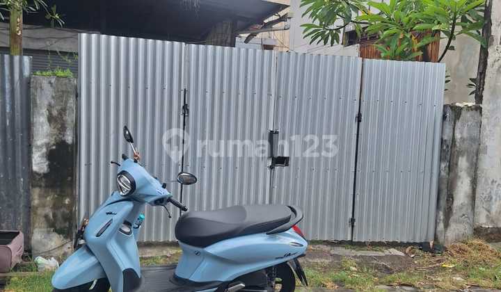 Dijual Tanah Murah Ada Bangunannya di Kerta Dalem Denpasar Selatan. Lt 400M2. Harga 1,1 Milyar Per Are Nett