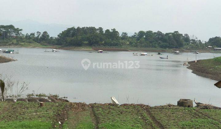 Kavling Luas View Danau di Cluster Premium, Kota Baru Parahyangan