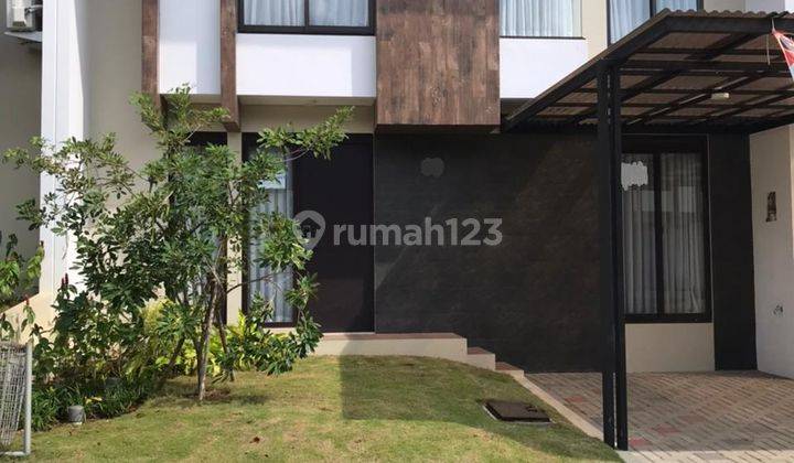 Rumah Baru Minimalis di Kota Baru Parahyangan  1