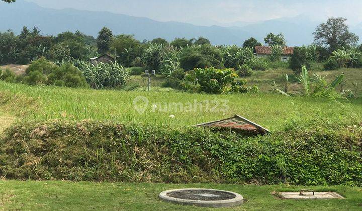 Kavling Lake View di Kota Baru Parahyangan 2