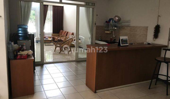 Rumah Full Furnished Lokasi Strategis di Kota Baru Parahyangan 1