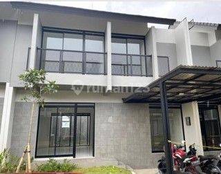 Rumah Semi Furnished 2 Lantai di Kota Baru Parahyangan 2