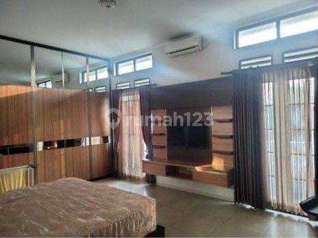 Dijual Rumah Lux Siap Huni Btd 2 Lantai Ada Kolam Renang di Kbp 2