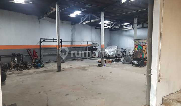 Disewakan Gudang / Tempat Usaha di Main Road Padalarang, Lokasi Strategis Dekat Gerbang Tol Disewakan Gudang / Tempat Usaha di Main Road Padalarang, Lokasi Strategis Dekat Gerbang Tol