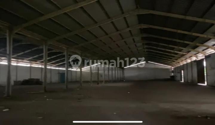 Spacious Warehouse for Rent in Cisirung, Dayeuhkolot – Ideal for Industry & Logistics Spacious Warehouse for Rent in Cisirung, Dayeuhkolot – Ideal for Industry & Logistics