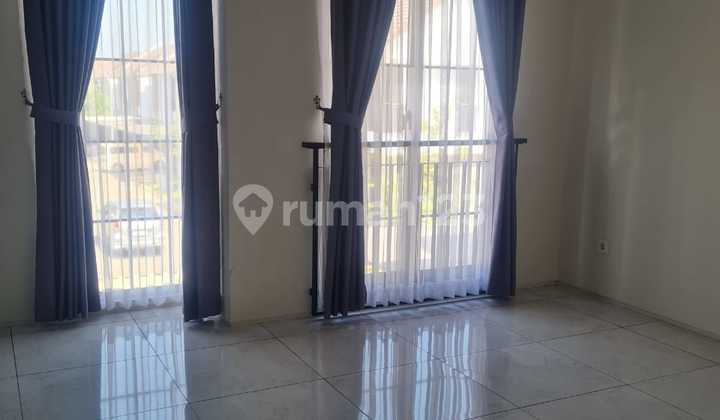 Jarang Ada Rumah Plus Kolam Renang, Harga Murah di Kbp