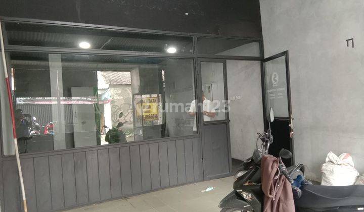 Ruko 2,5 Lantai Kebon Kacang Jak pus 1