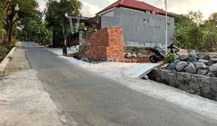 Tanah pinggir jalan raya gebyogg sekitar kampus Unnes cocok buat kos-kosan  2