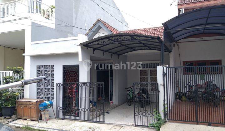 Dijual Segera Rumah Bagus Rapi di Perum Taman Royal 3, Tangerang 1