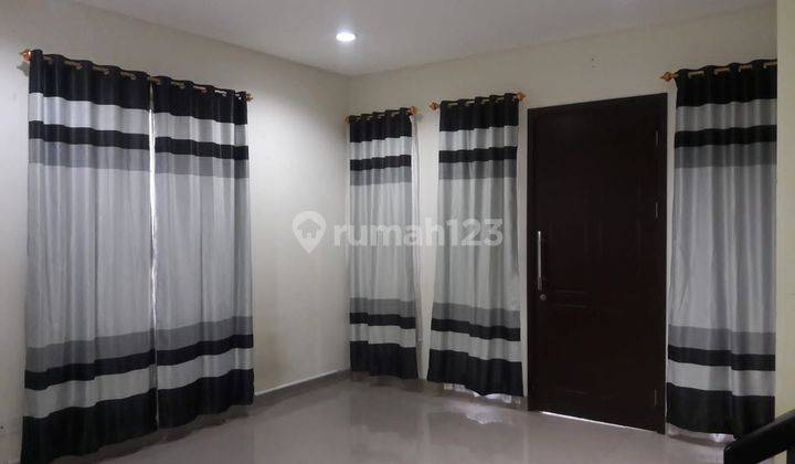 Dijual Rumah 2 Lantai di Savia Nusaloka Cluster Zeva, Tangerang 2