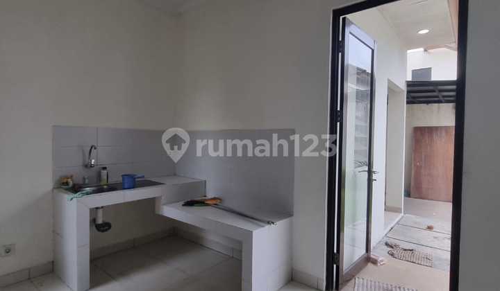 Rumah Kondisi Rapih Siap Huni Depan Taman Di Avani Bsd Rumah Kondisi Rapih Siap Huni Depan Taman Di Avani Bsd