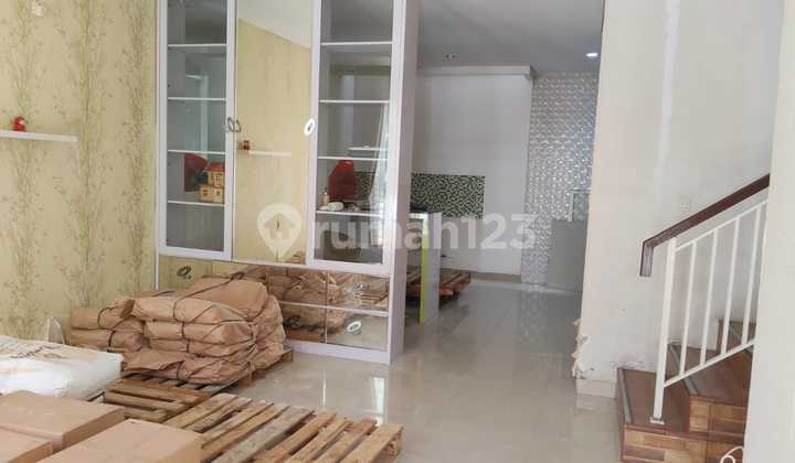 Flood-Free, House, 2 Floors, SHM, Ready to Occupy in Vienna Modernland Cluster 2
