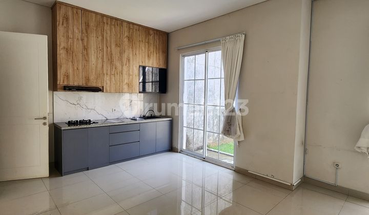 WTL SEMI-FURNISHED HOUSE WITH SPACIOUS GARDEN IN DE PARK CLUSTER DE MAJA BSD 2