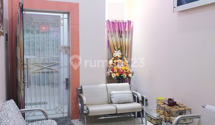 NEGO! LT 96m² Rumah Semi Furnished Strategis Cipondoh - 3 Kamar Tidur Besar - Jalan Lebar NEGO! LT 96m² Rumah Semi Furnished Strategis Cipondoh - 3 Kamar Tidur Besar - Jalan Lebar
