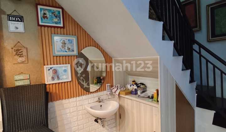 DIJUAL CEPAT BU ‼️  RUMAH 2 LANTAI FULL FURNISHED RAPIH DAN SIAP HUNI  AKASIA 3 - TAMAN ROYAL 3 2