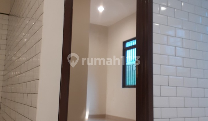 Rumah Bagus Modern Rapih Dan Terawat Di Mozia Bsd Lokasi Bagus 2
