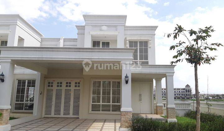 Rumah Mewah di Klaster Premium  Bandung 1