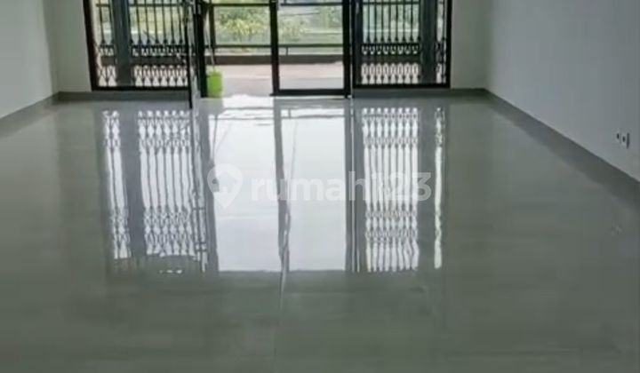 For Rent 1-Story Shop House in Strategic Location - Neo Plaza, Podomoro Park Bandung Suitable for Office 2