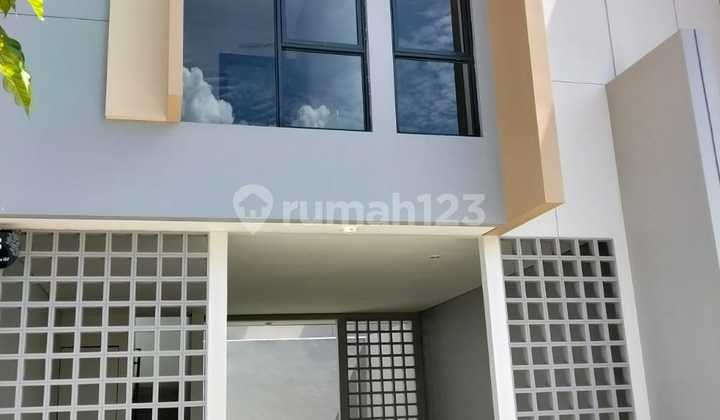 Dijual Cepat Rumah Siap Huni 2 Lantai Di Podomoro Park Bandung 
