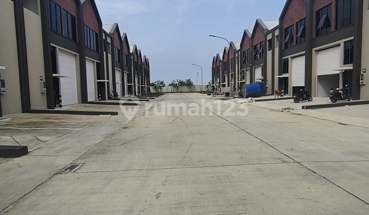 Warehouse for Rent, Bizpark PIK 2 Warehouse for Rent, Bizpark PIK 2