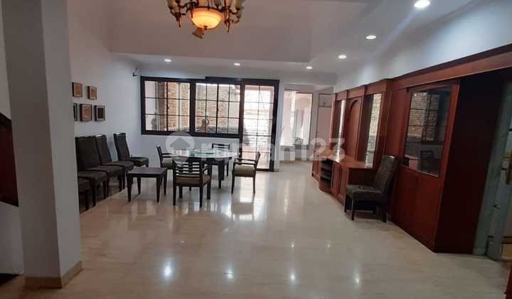 Di Sewa Rumah Pantai Indah Kapuk 2