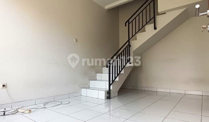 RUMAH 2 LANTAI MURAH AKSES MUDAH DEKAT STASIUN RUMAH 2 LANTAI MURAH AKSES MUDAH DEKAT STASIUN