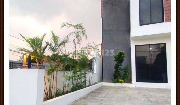 Jual Cepat Rumah Mewah Siap Huni Lokasi Strategis 1