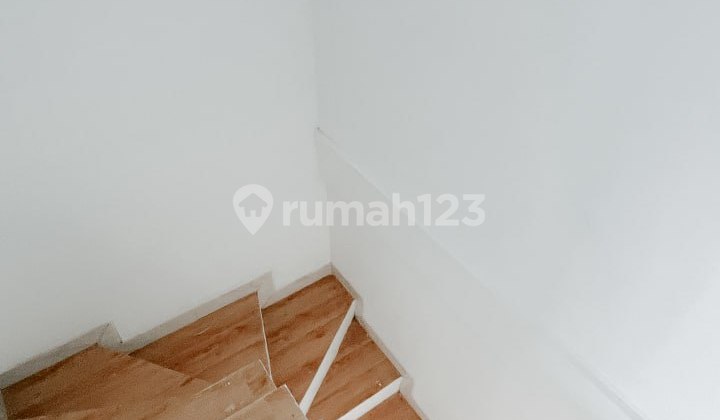RUMAH 2 LANTAI ISTIMEWA BERHADIAH LOGAM MULIA 2
