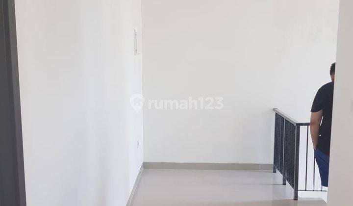 Disewakan Rumah Baru 3+1KT Cluster Dallas PIK2 8