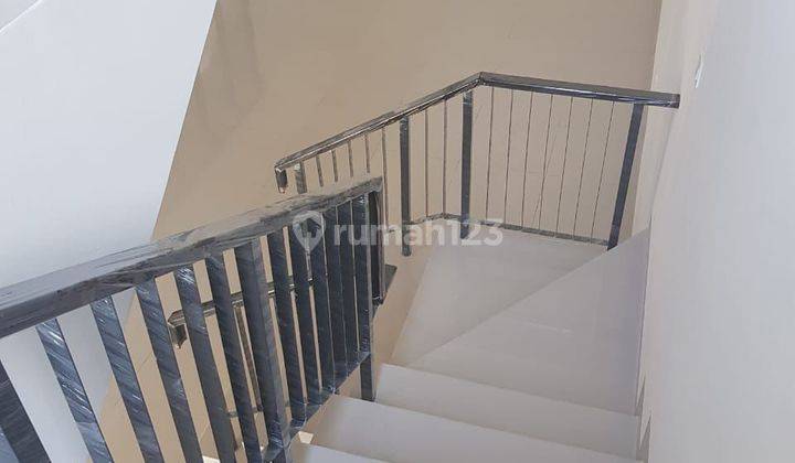 Disewakan Rumah Baru 3+1KT Cluster Dallas PIK2 11