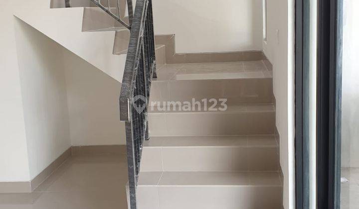 Disewakan Rumah Baru Cluster Dallas PIK2 3+1KT 2