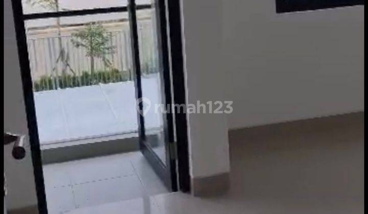 Disewakan Rumah Baru Cluster Florida PIK2 3+1KM 9