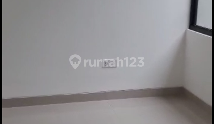 Disewakan Rumah Baru Cluster Florida PIK2 3+1KM 10