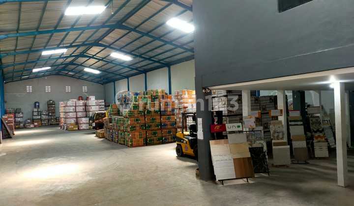 Wide Warehouse Near De'primatera Gedebage Industrial Estate High-Speed Train Station Wide Warehouse Near De'primatera Gedebage Industrial Estate High-Speed Train Station