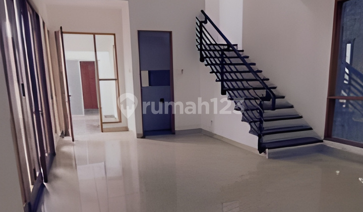 Rumah Lingkungan Aman, Nyaman dan Asri di Sayap Riau