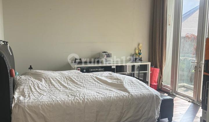 Rumah Mewah 3 Lantai di Cluster Ekslusif Singgansana Pradana Bandung 2