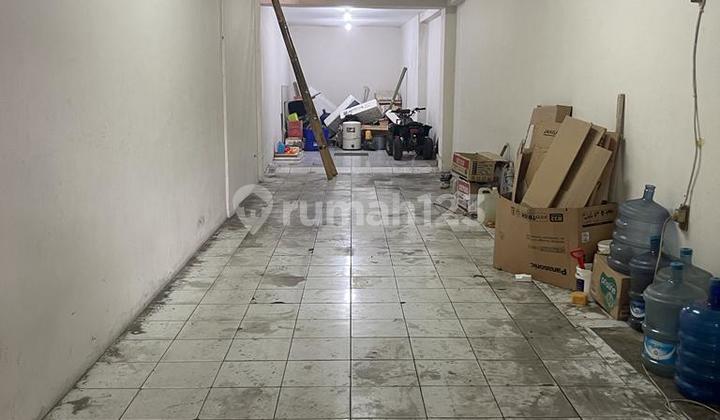 Dijual Rumah Ruang Usaha di Jl. Banteng Bandung 2