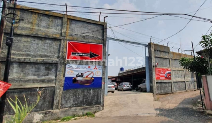 Ruang Usaha Lokasi Strategis di Sudirman Bandung Ruang Usaha Lokasi Strategis di Sudirman Bandung