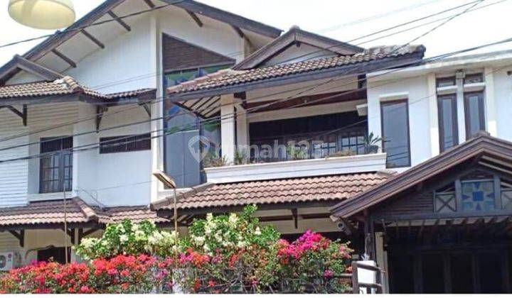 Rumah 2 Lantai di Daerah Sayap Buah Batu Bandung 1