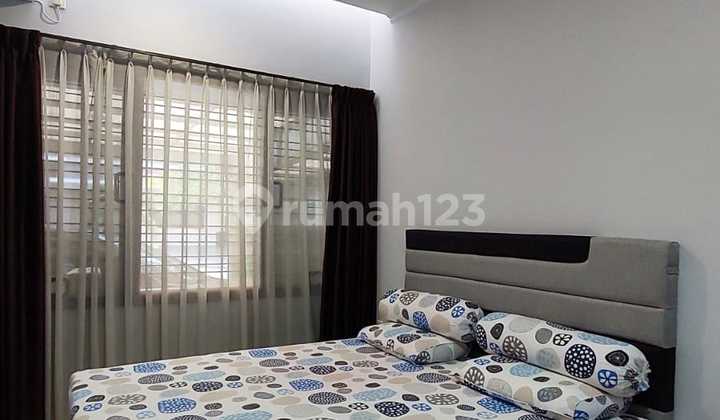 Rumah Terawat Siap Huni di Singgasana Pradana Bandung