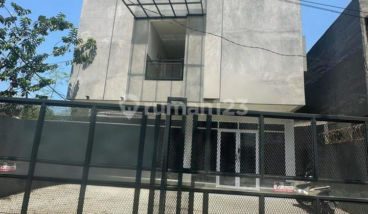 Dijual Kost 387.0 m² SHM di Jl. Radio Palasari No.56, Citeureup, Dayeuhkolot, Bandung, Jawa Barat, Indonesia, 40257, Dayeuhkolot Dijual Kost 387.0 m² SHM di Jl. Radio Palasari No.56, Citeureup, Dayeuhkolot, Bandung, Jawa Barat, Indonesia, 40257, Dayeuhkolot