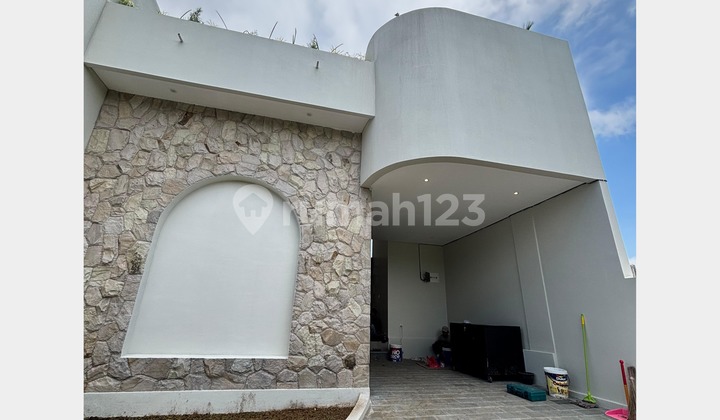 Hot Sale!! Available For Sale 2 Unit Brand New Villa Modern Santorini, at Badung Bali 1