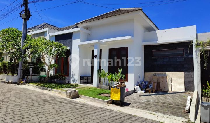 Fully Furnished House Ready to Live, GWK View in Jimbaran - Bali