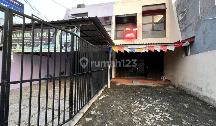 Ruko Siap Pakai Lokasi Pinggir Jalan Raya Pekayon  1