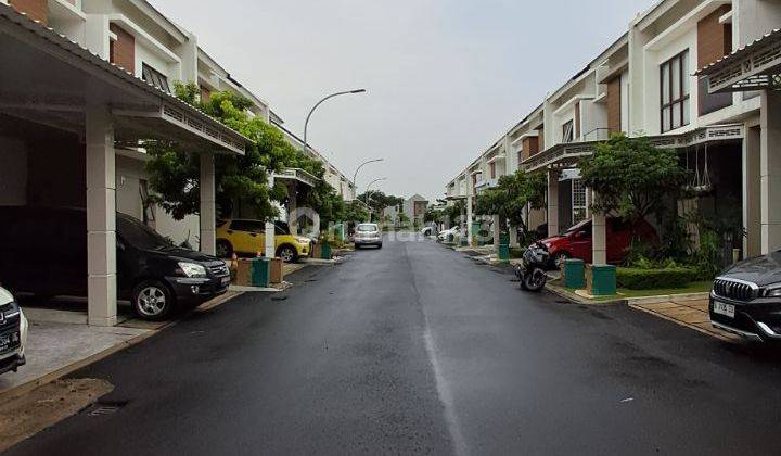 Rumah Murah 2 Lantaidalam Cluster Elite Lokasi Strategis  2