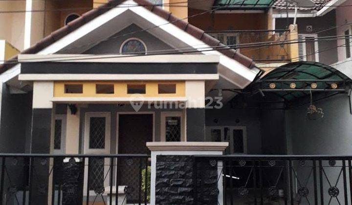 Disewakan Rumah Siap Huni Dalam Komplek Perumahan  1