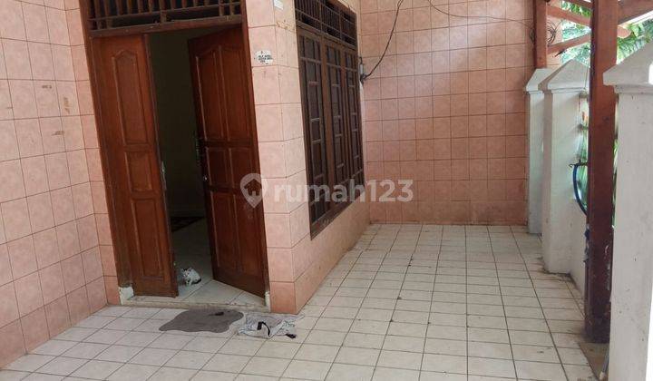 Rumah Siap Huni Lokasi Strategis Dalam Kompleks Perumahan  2