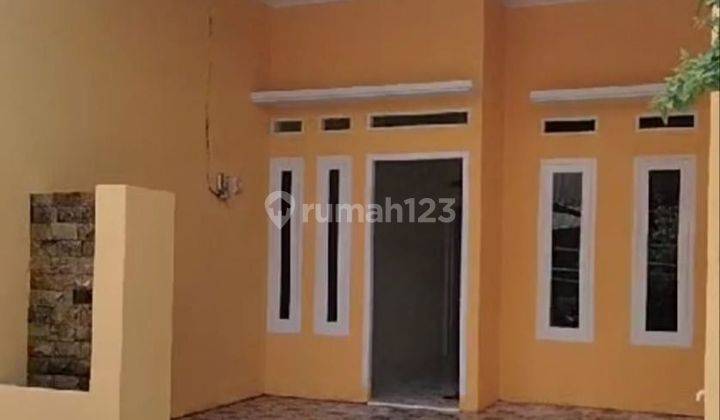 Dijual rumah sangat murah dalam kompleks kavling di Kaliabang 
 1